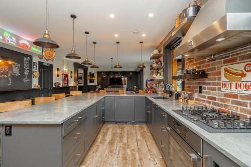 601 200 Street, Langley, BC 