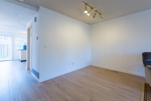 12842 72B Avenue, Surrey, BC 