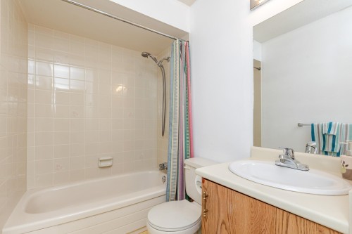 12842 72B Avenue, Surrey, BC 