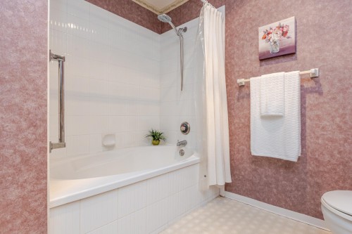 21-10038 150 Street, Surrey, BC 