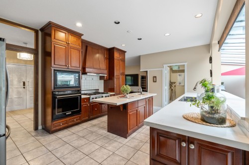 3706 207B Street, Langley, BC 