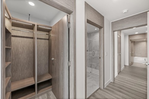 3908-10750 135A Street, Surrey, BC 