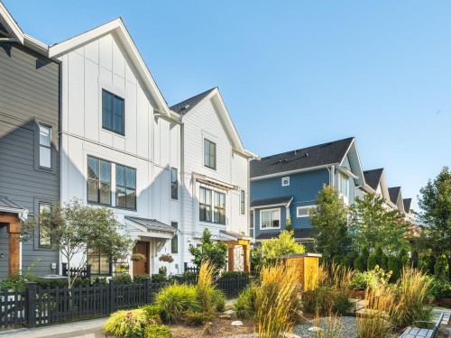 20-8450 204 Street  Langley, BC V2Y 3M7