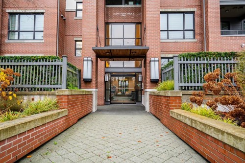 416-2960 151 Street, Surrey, BC 