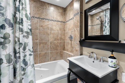 19691 49 Avenue, Langley, BC 