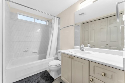 104-9310 King George Boulevard, Surrey, BC 