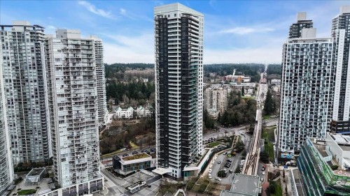 2404-9887 Whalley Boulevard  Surrey, BC V3T 0P4