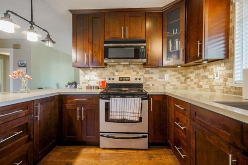 19886 37 Avenue, Langley, BC 