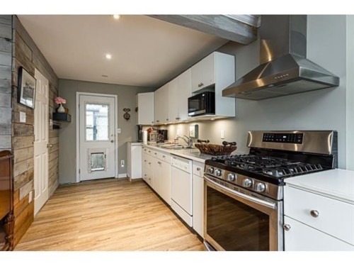 5881 176A Street, Surrey, BC 