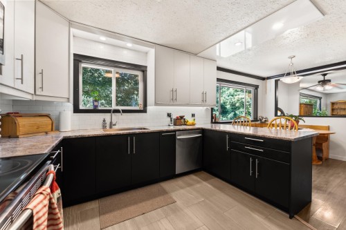 194 Clovermeadow Crescent, Langley, BC 