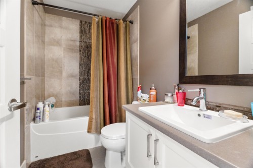 30-19525 73 Avenue, Surrey, BC 