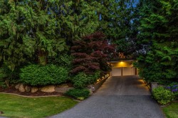 14042 28 Avenue  Surrey, BC V4P 2C8