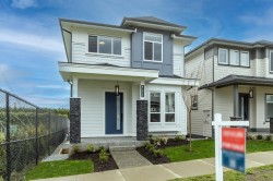 16742 20a Avenue  Surrey, BC V3Z 1J4