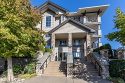 415-5438 198 Street  Langley, BC V3A 1G2