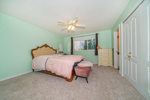 16781 77 Avenue, Surrey, BC 