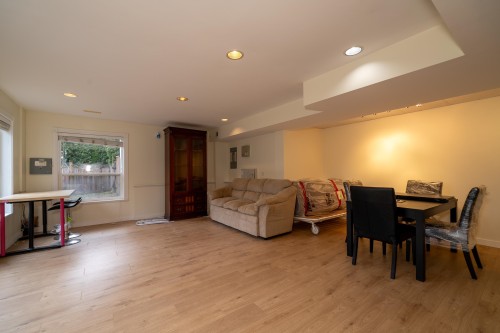 16781 77 Avenue, Surrey, BC 