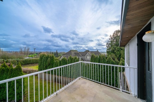 16781 77 Avenue, Surrey, BC 