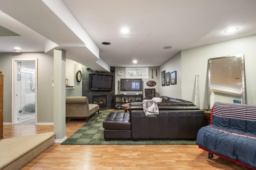 17850 100A Avenue, Surrey, BC 