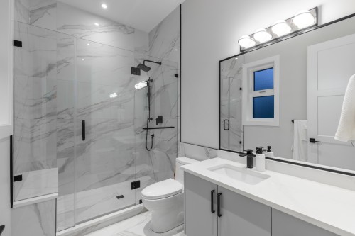 17568 102 Avenue, Surrey, BC 