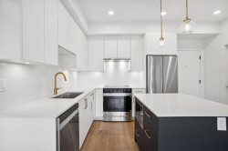 414-20286 72b Avenue  Langley, BC V2Y 1T2