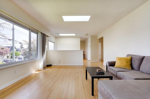 15568 Thrift Avenue, White Rock, BC 