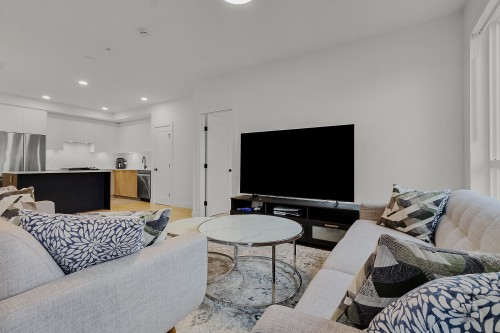 214-19979 76 Avenue, Langley, BC 