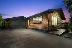 18058 57a Avenue  Surrey, BC V3S 1J6