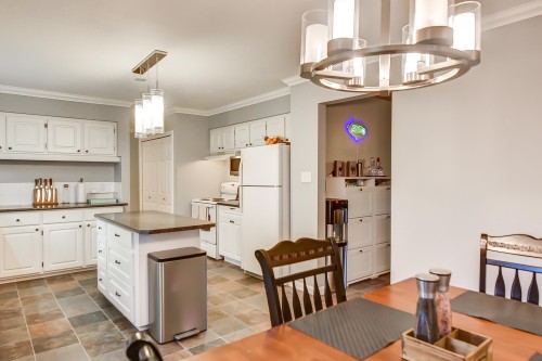 19735 48 Avenue, Langley, BC 