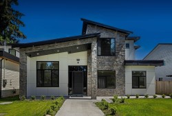 9112 156 Street  Surrey, BC V3R 5Y8