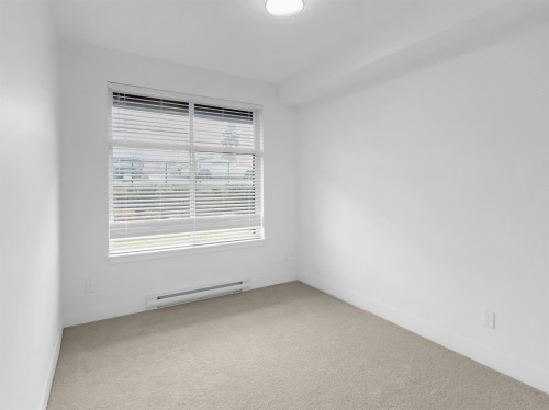 208-9983 Barnston Drive E, Surrey, BC 