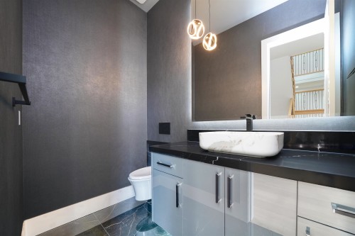 5468 184 Street, Surrey, BC 