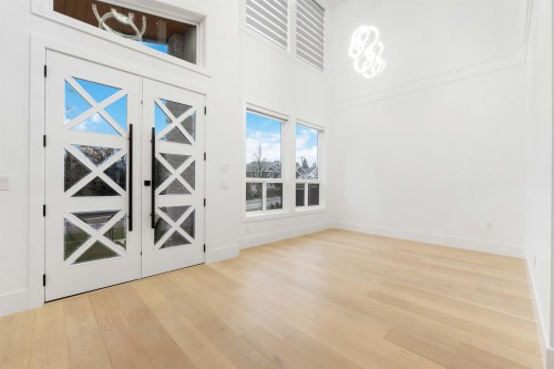 5468 184 Street, Surrey, BC 