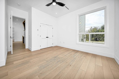 5468 184 Street, Surrey, BC 