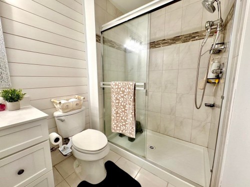 17-33860 Marshall Road, Abbotsford, BC 