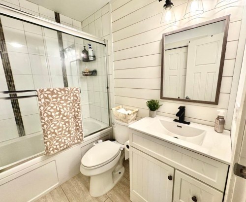 17-33860 Marshall Road, Abbotsford, BC 