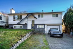 7902 Heron Street  Mission, BC V2V 6A1