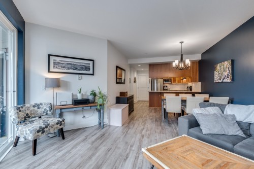 307-15368 16a Avenue  Surrey, BC V4A 1S9