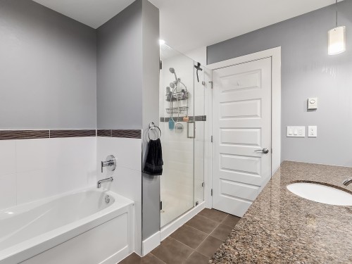 79-6299 144 Street, Surrey, BC 