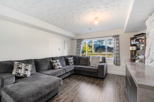 7923 122A Street, Surrey, BC 