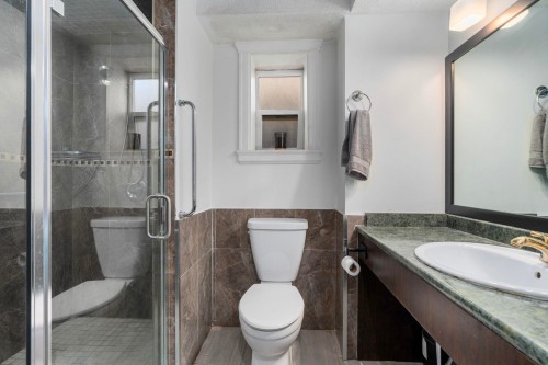 7923 122A Street, Surrey, BC 