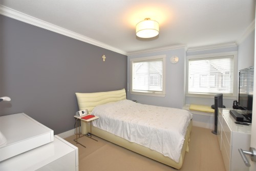 15-14877 60 Avenue, Surrey, BC 