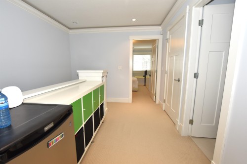 15-14877 60 Avenue, Surrey, BC 