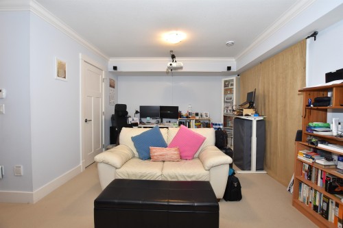 15-14877 60 Avenue, Surrey, BC 