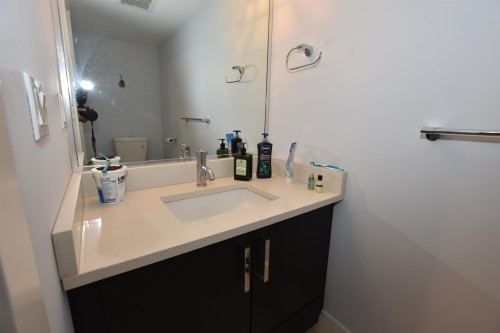 15-14877 60 Avenue, Surrey, BC 