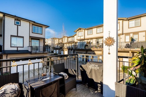 102-19433 68 Avenue, Surrey, BC 