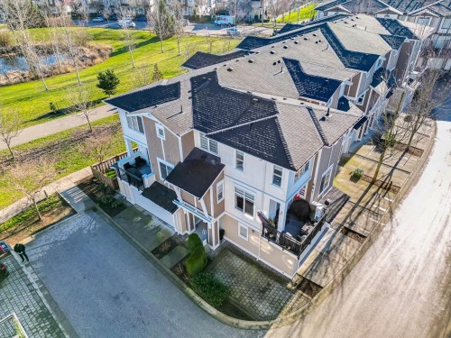 102-19433 68 Avenue, Surrey, BC 