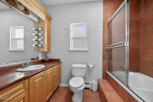 14170 65 Avenue, Surrey, BC 