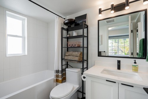 15-16565 24A Avenue, Surrey, BC 