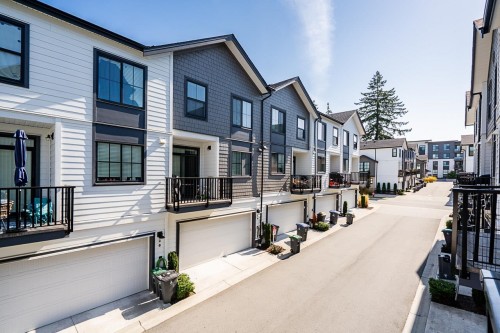 15-16565 24A Avenue, Surrey, BC 