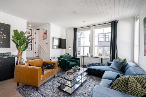 15-16565 24A Avenue, Surrey, BC 